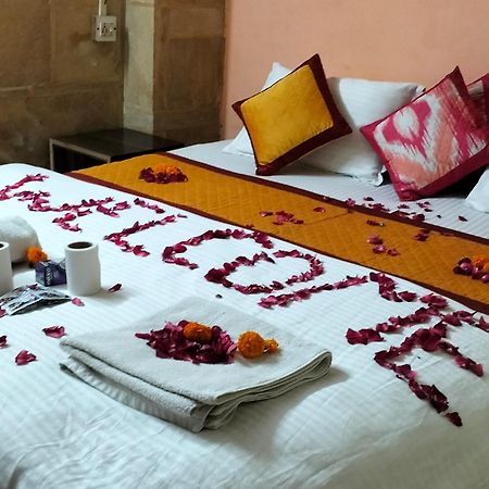 Hostel Desert Home Stay Jaisalmer Exterior photo