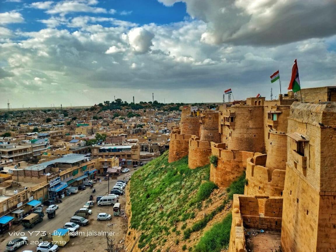 Hostel Desert Home Stay Jaisalmer Exterior photo