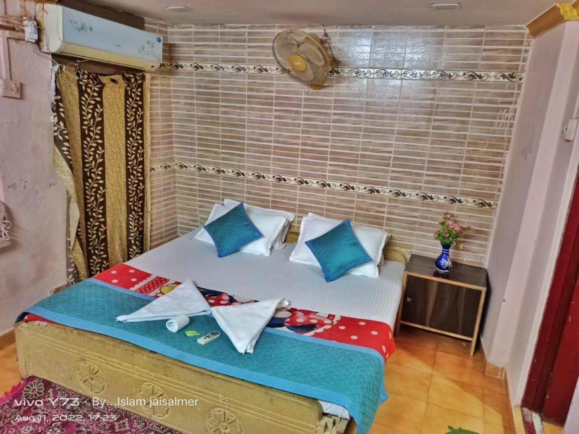 Hostel Desert Home Stay Jaisalmer Exterior photo