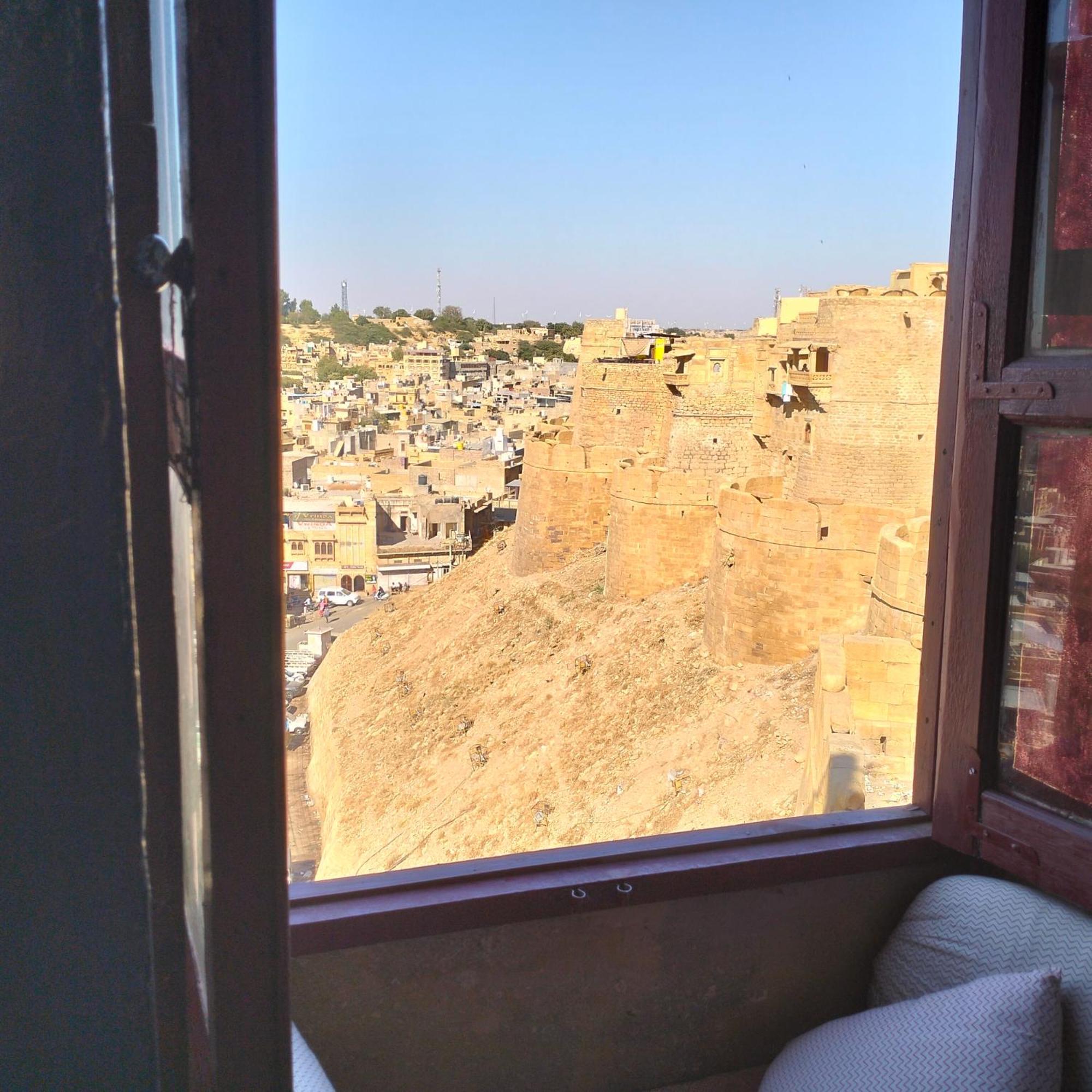 Hostel Desert Home Stay Jaisalmer Exterior photo