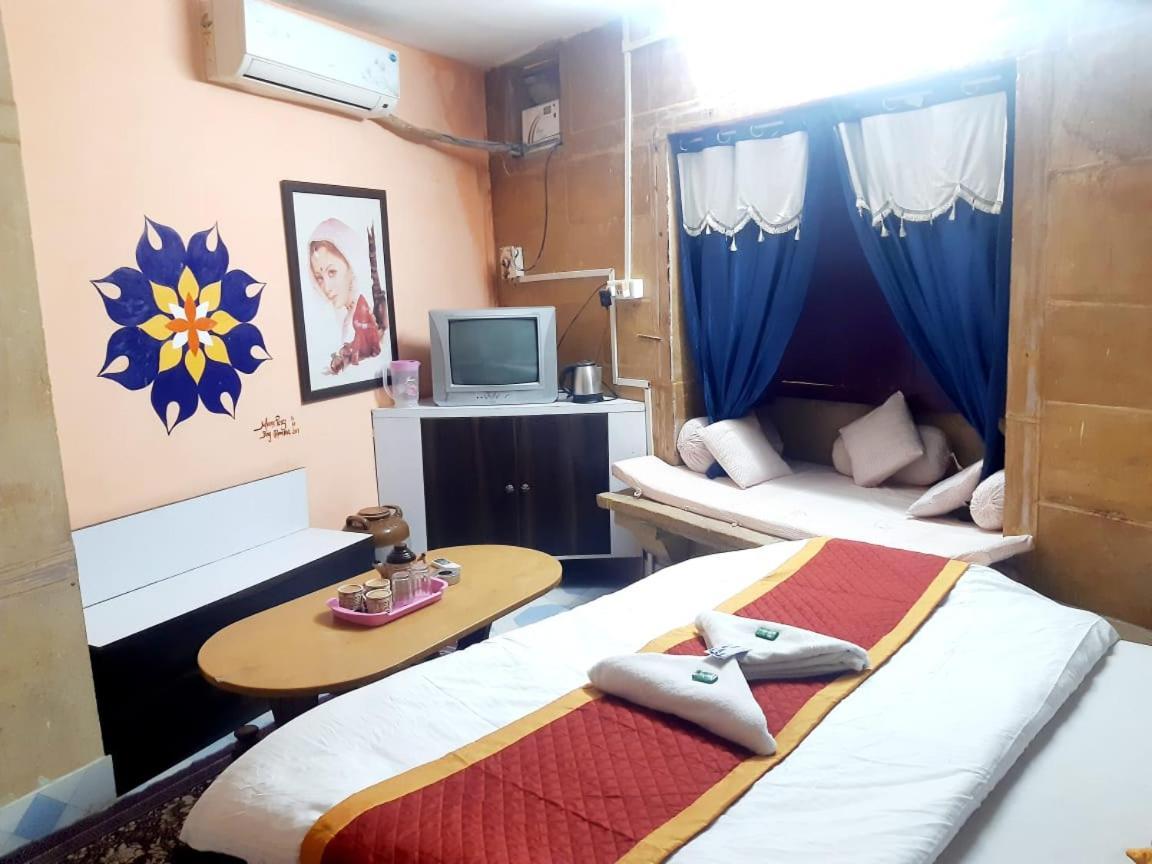 Hostel Desert Home Stay Jaisalmer Exterior photo