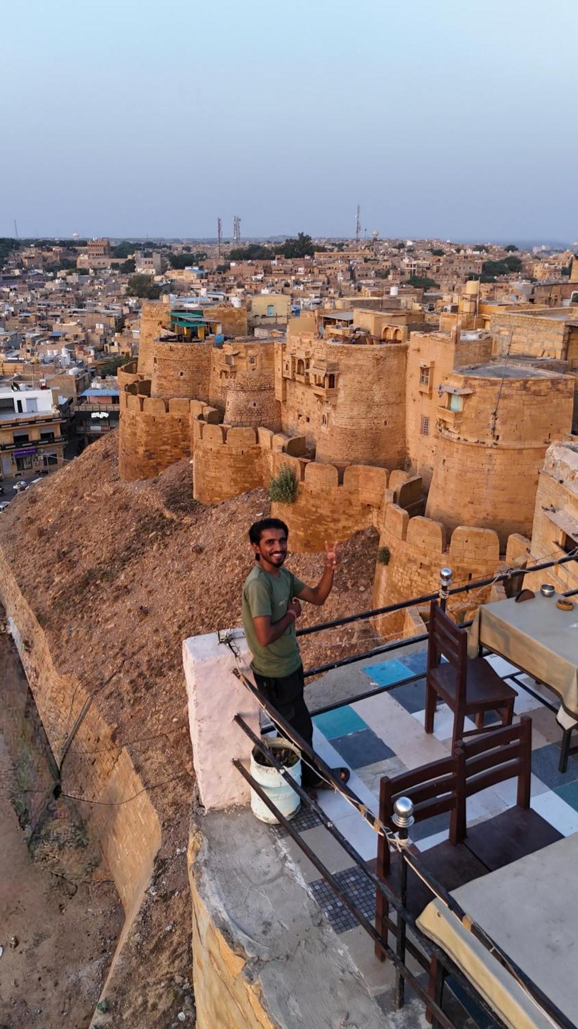 Hostel Desert Home Stay Jaisalmer Exterior photo